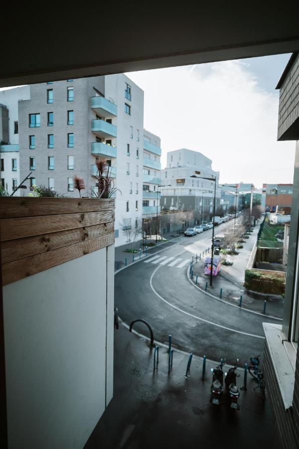 L'Echappee Parisienne - Canal St-Denis Aubervilliers Exterior foto